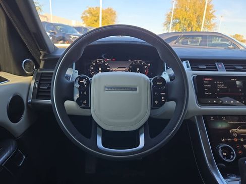 Used 2021 Land Rover Range Rover Sport HST image 23