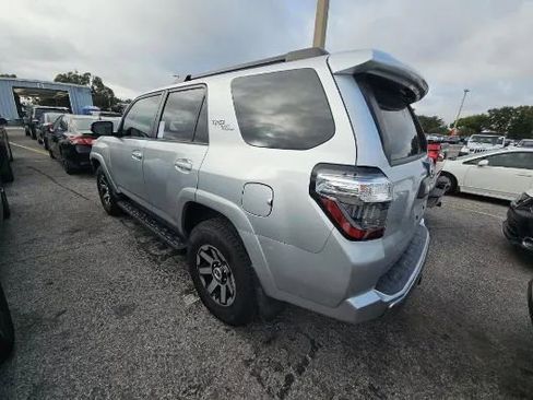 Used 2022 Toyota 4Runner TRD Off-Road Premium image 2