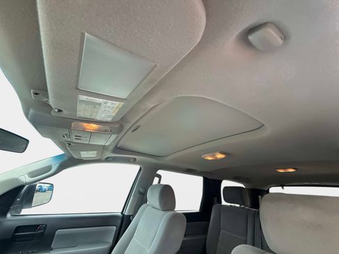 Used 2015 Toyota Sequoia SR5 image 33