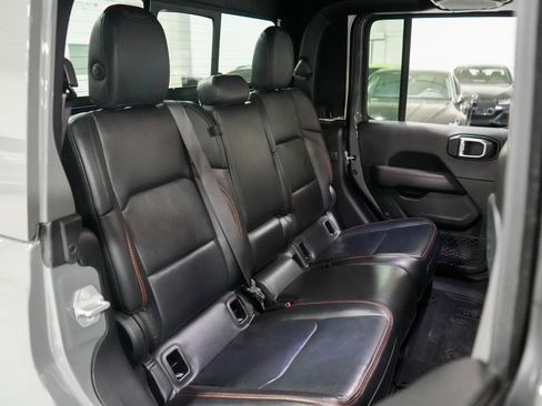 Used 2021 Jeep Gladiator Mojave image 19