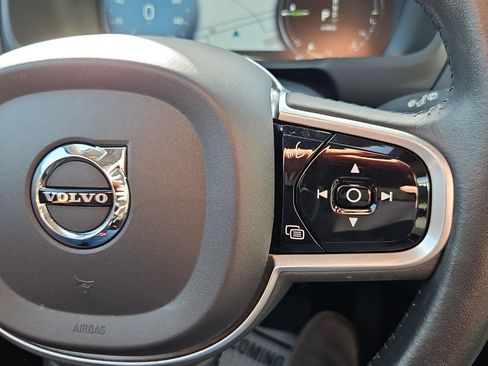 Used 2021 Volvo XC90 T8 Inscription Expression w/ Protection Package Premier image 10