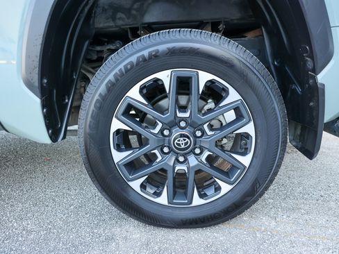 Used 2025 Toyota Tundra SR5 AWD/4WD image 17