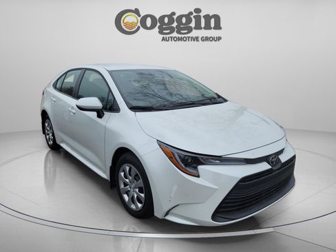 Certified 2026 Toyota Corolla LE image 6