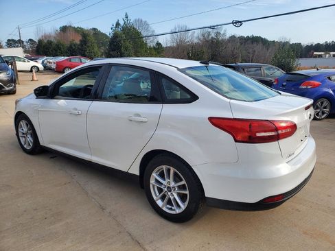 Used 2017 Ford Focus SE image 11