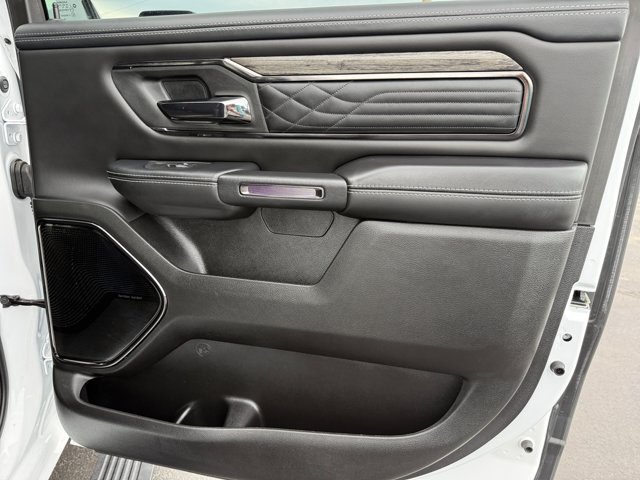 Used 2025 RAM 1500 Limited AWD/4WD image 34