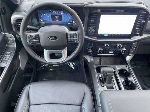 Used 2025 Ford F150 Lariat w/ Equipment Group 502A High AWD/4WD image 9