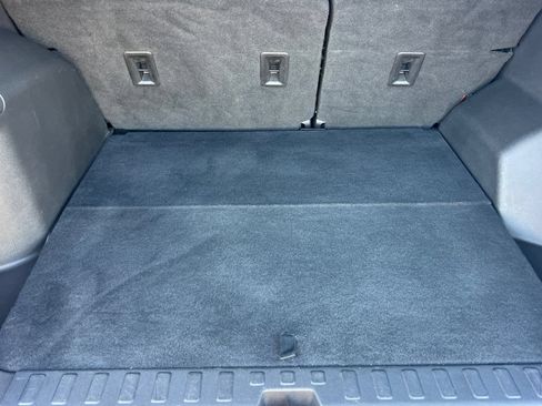 Used 2020 Chevrolet Equinox LT FWD image 20