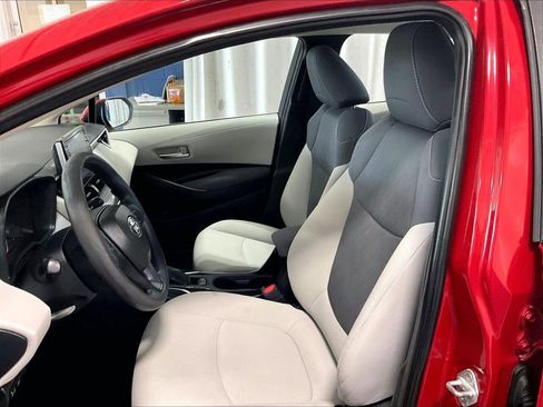 Used 2020 Toyota Corolla LE FWD image 10