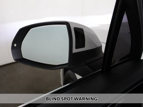 Used 2018 Audi Q7 3.0T Prestige image 10