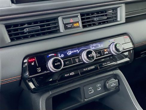 New 2025 Honda Pilot TrailSport image 14