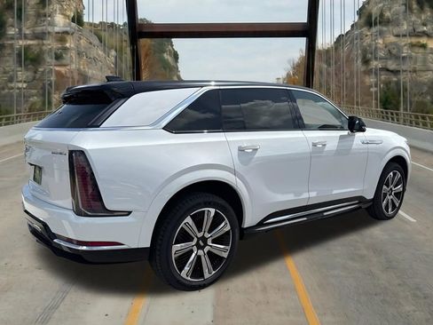 New 2025 Cadillac Escalade IQ Luxury 2 AWD/4WD image 16