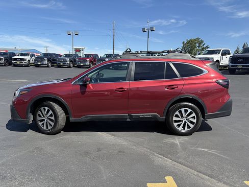 Used 2022 Subaru Outback Premium AWD/4WD image 10