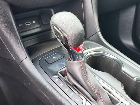 Used 2024 Chevrolet Equinox RS AWD/4WD image 25