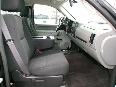 Used 2013 Chevrolet Silverado 1500 W/T w/ LS Package image 11