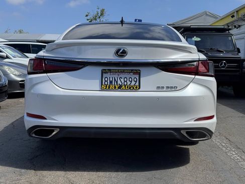Used 2021 Lexus ES 350 w/ Accessory Package FWD image 11