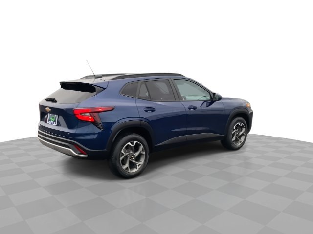 Certified 2024 Chevrolet Trax LT w/ Driver Confidence Package FWD image 8