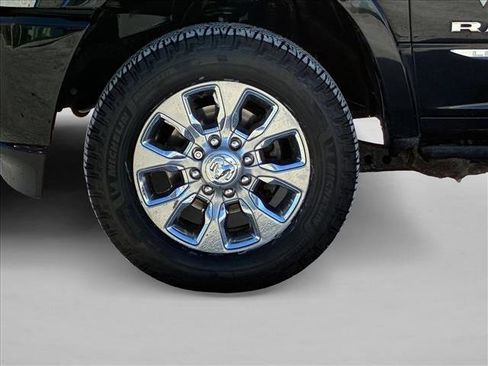 Used 2019 RAM 2500 Limited image 3