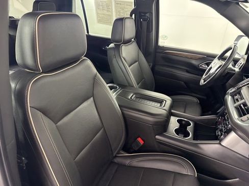 Used 2022 Chevrolet Tahoe Premier image 17