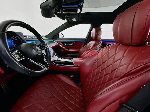 Used 2022 Mercedes-Benz S 580 4MATIC Sedan w/ AMG Line Package image 20