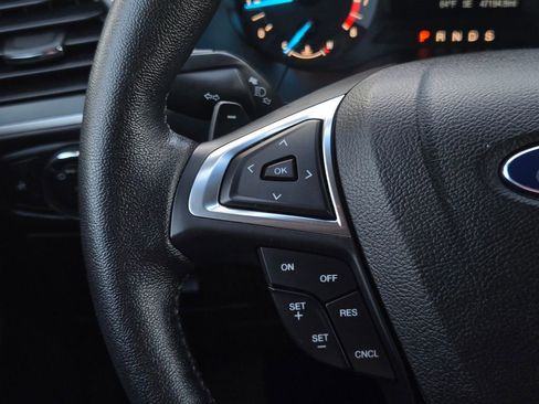 Used 2017 Ford Edge SEL FWD image 21