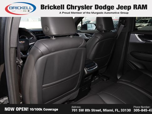 Used 2025 Cadillac XT6 Premium Luxury image 17