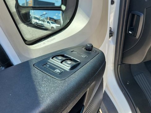 Used 2017 RAM ProMaster 2500 w/ Interior Convenience Group FWD image 21