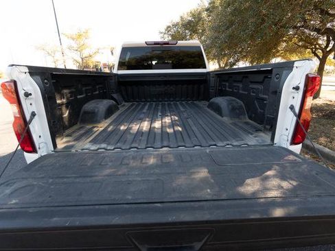 Used 2024 Chevrolet Silverado 2500 High Country w/ Max Trailering Package image 11