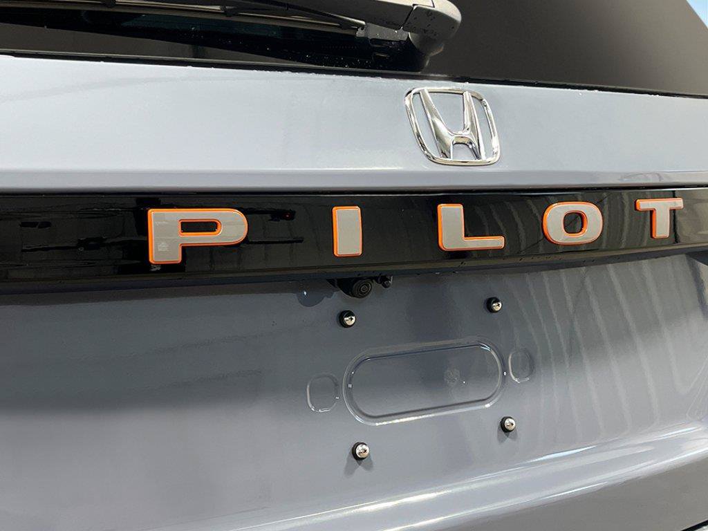 New 2026 Honda Pilot TrailSport image 9