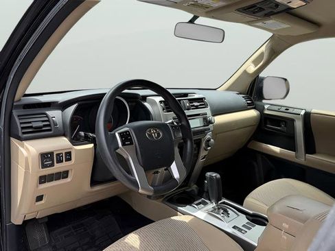 Used 2012 Toyota 4Runner SR5 AWD/4WD image 12