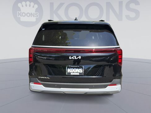 New 2026 Kia Carnival EX FWD image 5