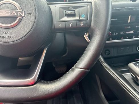Used 2024 Nissan Rogue Platinum w/ Platinum Premium Package FWD image 24