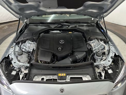 Used 2025 Mercedes-Benz C 300 Sedan image 30