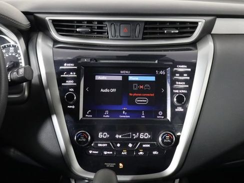 Used 2021 Nissan Murano S AWD/4WD image 25