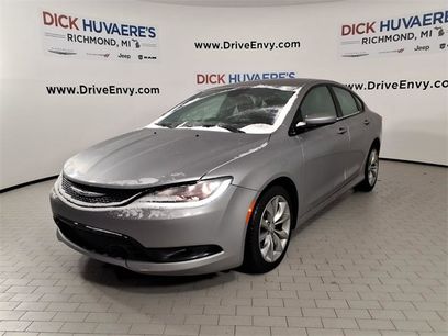 Used 2016 Chrysler 200 S w/ Comfort Group