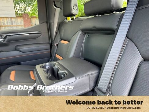 Used 2025 GMC Sierra 1500 AT4 AWD/4WD image 36