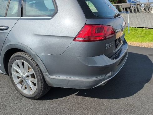 Used 2017 Volkswagen Golf Alltrack SE AWD/4WD image 17