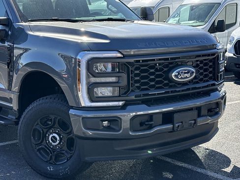 New 2026 Ford F250 XL w/ STX Appearance Package image 40
