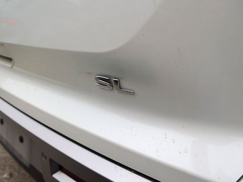 Used 2022 Nissan Pathfinder SL image 11