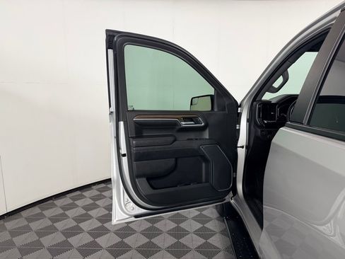 Used 2022 Chevrolet Silverado 1500 RST image 25