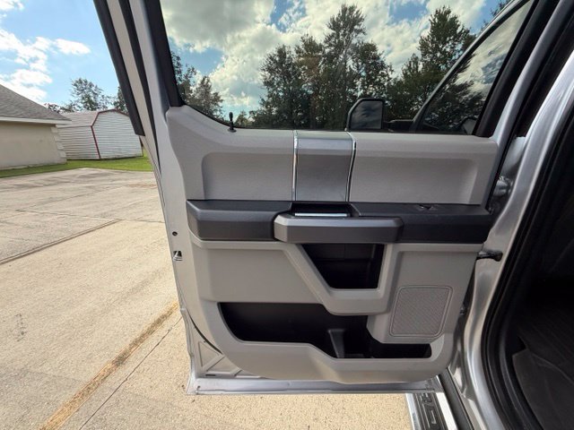 Used 2021 Ford F250 XLT w/ XLT Premium Package AWD/4WD image 25