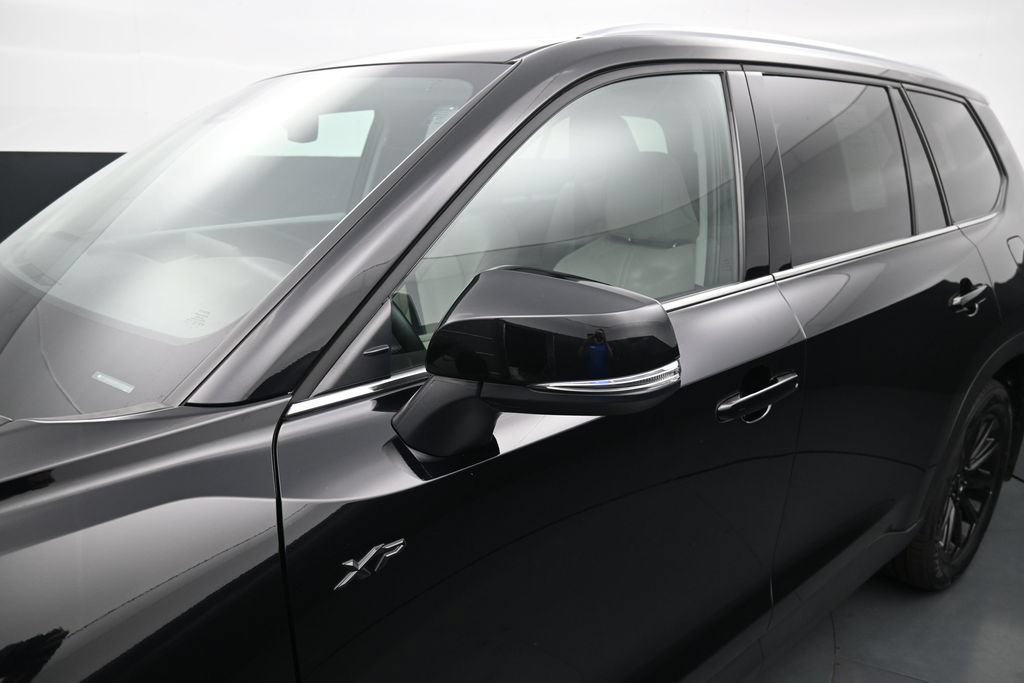 Used 2026 Toyota Grand Highlander XLE FWD image 12