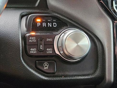 Used 2021 RAM 1500 Laramie w/ Sport Appearance Package AWD/4WD image 13