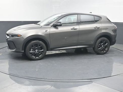 Used 2024 Dodge Hornet GT w/ GT Blacktop Package image 2