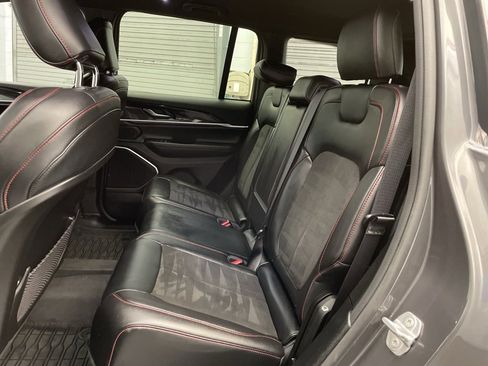 Certified 2022 Jeep Grand Cherokee Trailhawk image 24