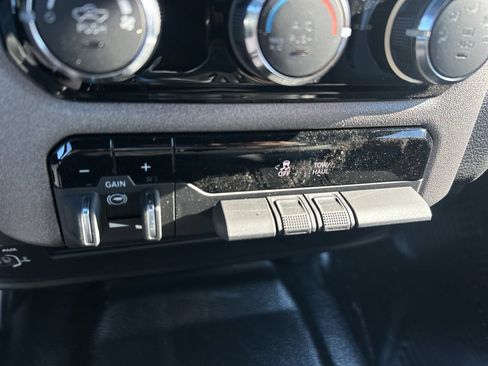 New 2026 RAM 2500 Tradesman w/ Chrome Appearance Group image 29