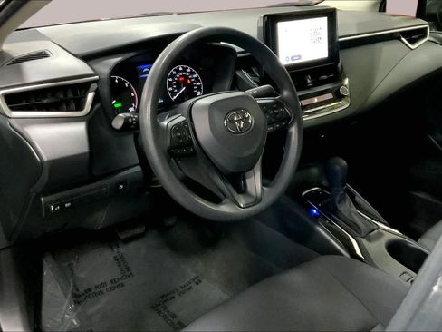 Certified 2025 Toyota Corolla LE w/ Convenience Package AWD/4WD image 18