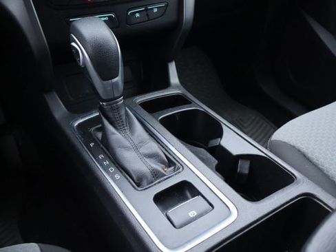 Used 2019 Ford Escape SE image 13