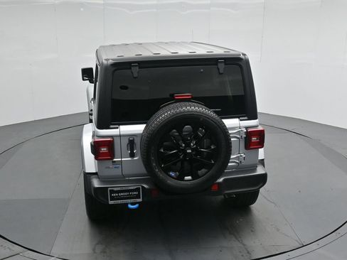 Used 2023 Jeep Wrangler Unlimited Sahara w/ Cold Weather Group image 41