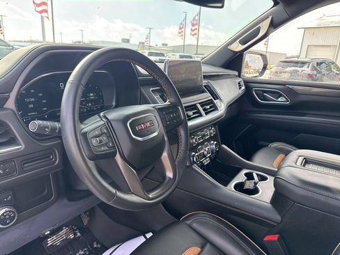 Used 2024 GMC Yukon AT4 AWD/4WD image 29