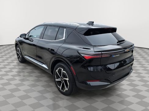 Used 2025 Chevrolet Equinox EV LT image 8